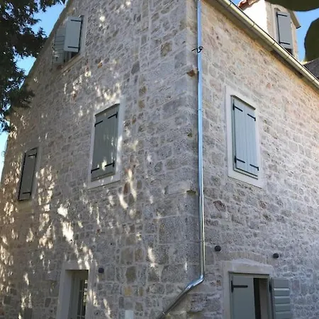 Nyaraló Kapela