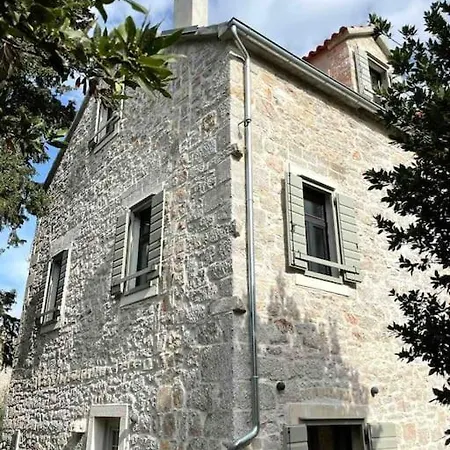 Vakantiehuis Kapela Zlarin